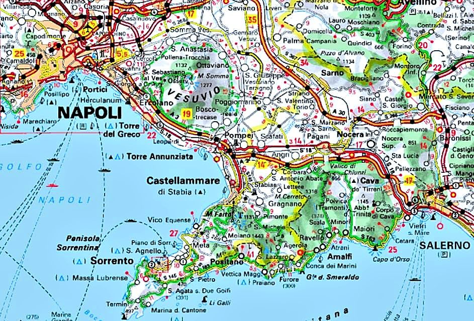 Where is Amalfi coast on map - Italy