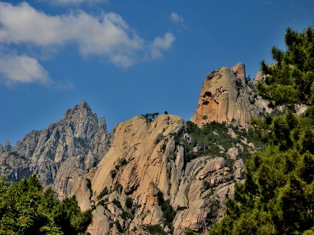 View from Col de Larone to the granite mountain - Corsica 
