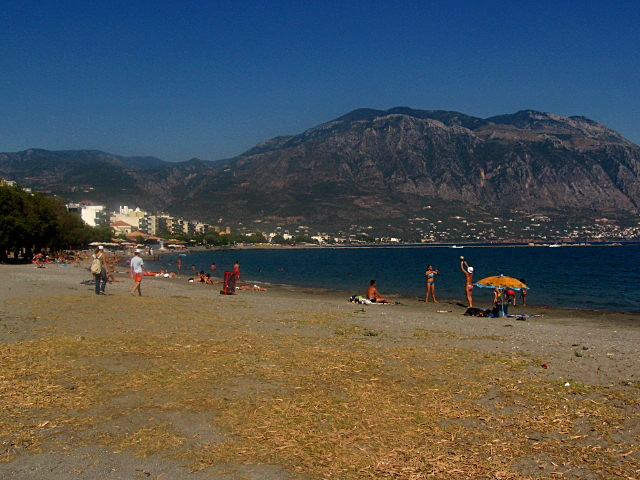 The beaches of Kalamata stretches from the Filoxenia Hotel at the eastern end of the bay, up to the harbour in the centre of town