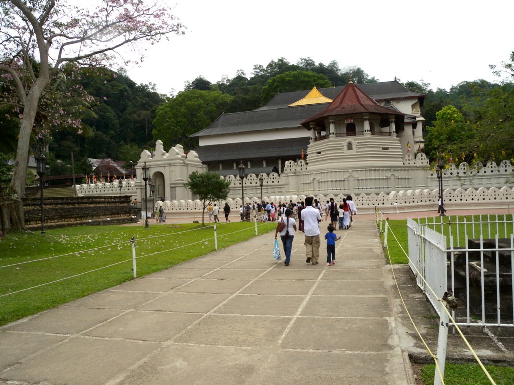 One of the most famous temples in all of Sri Lanka is the Temple of the Tooth (Sri Dalada Maligawa) located in Kandy, It was built in the 17th century 