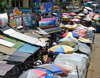 Sri Lanka - market in monsume