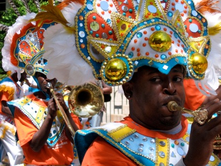 Bahamas music - Junkanoo parade
